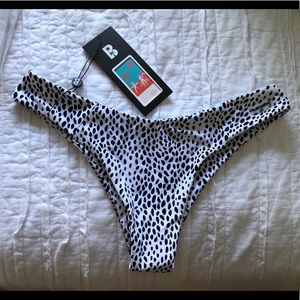 Blackbough Maui Bottom